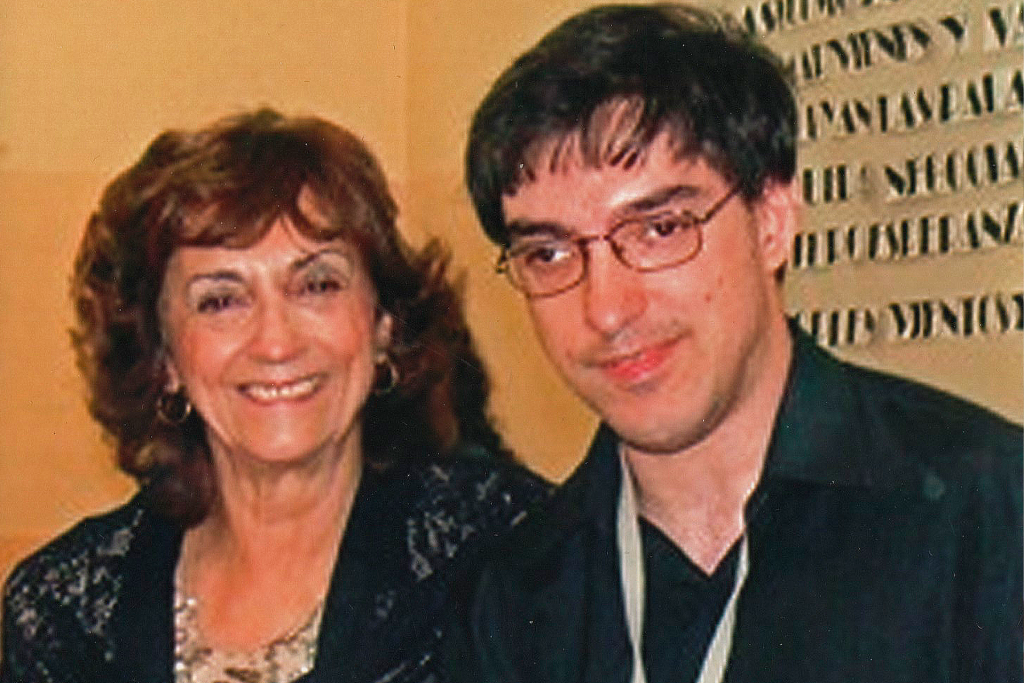 Presentación del libro “Oscar o el guardapolvo blanco” en la Escuela Margarita Cinca de Geary (San Rafael, Mendoza).