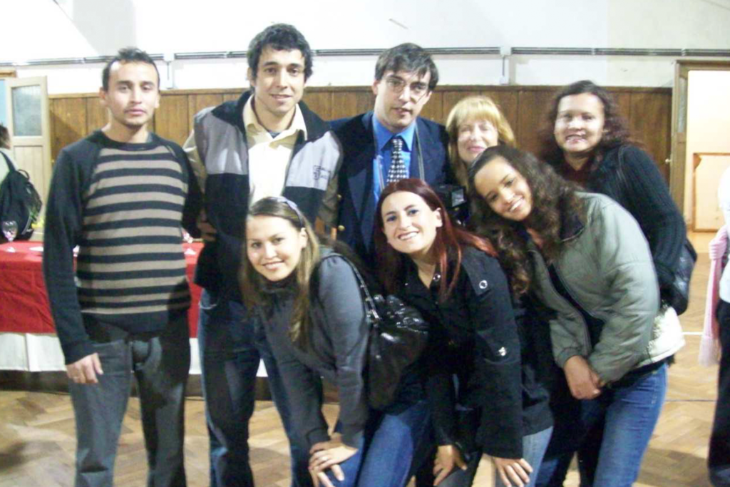 Presentación de “Oscar o el guardapolvo blanco” en el Instituto Nº T-003 Normal Superior Mercedes Balcarce de san Martín.